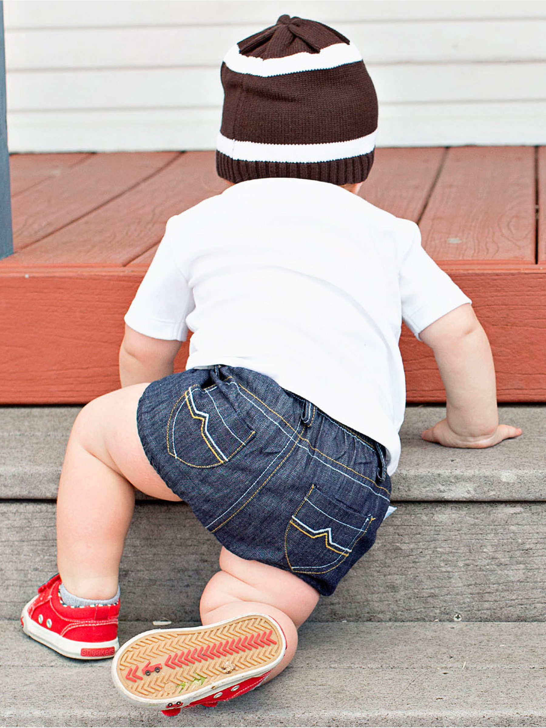 RuggedButts.com - 2-Pocket Denim Bloomer